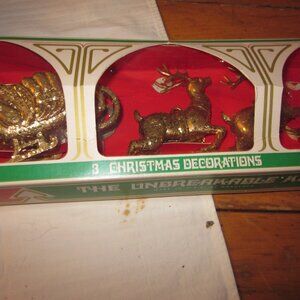 Vtg Bradford Unbreakable MCM in box new gold 2 reindeer 1 sleigh sprinkled mica